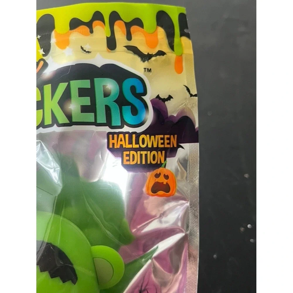 Top Trenz OMG! Pop Rockers Halloween Edition Sensory Fidget Toy Bear